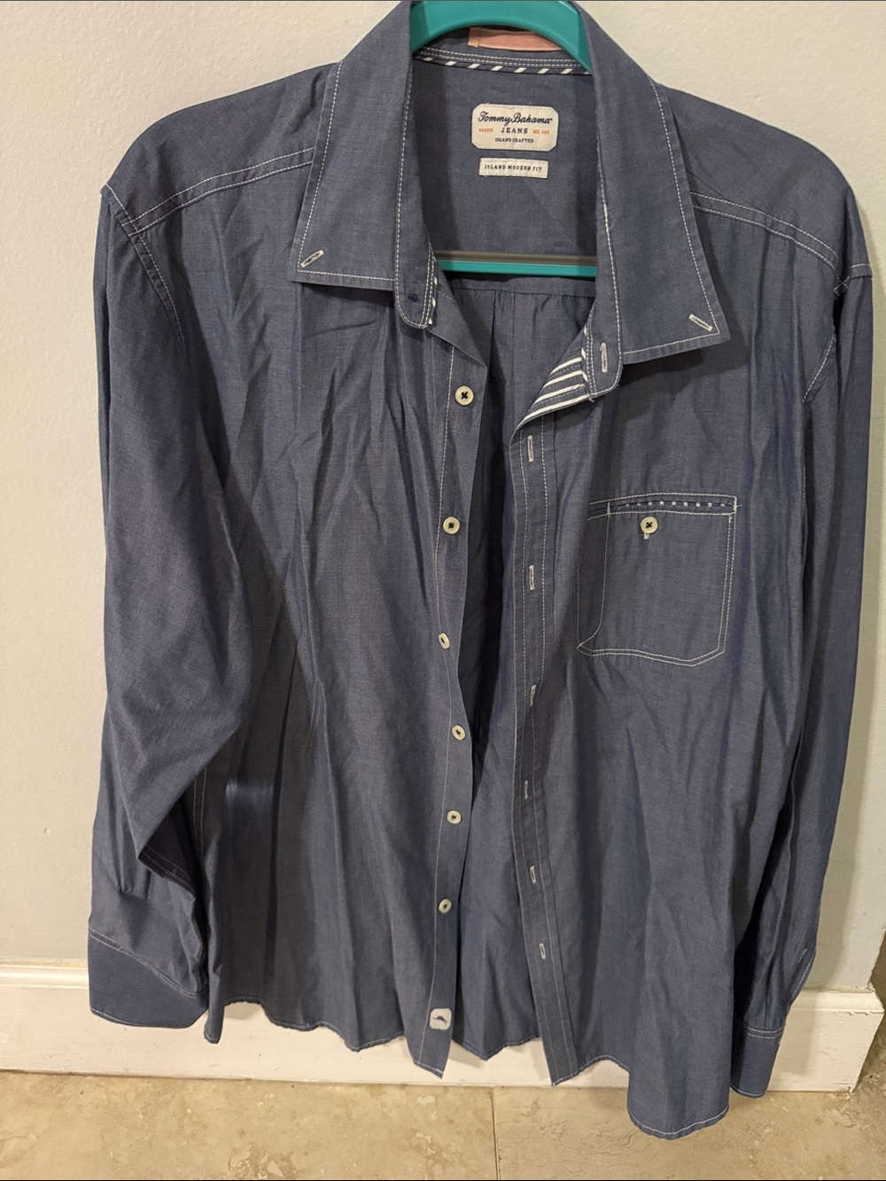 Tommy Bahama Men's Denim-Style Button Shirt in Chambray Blue